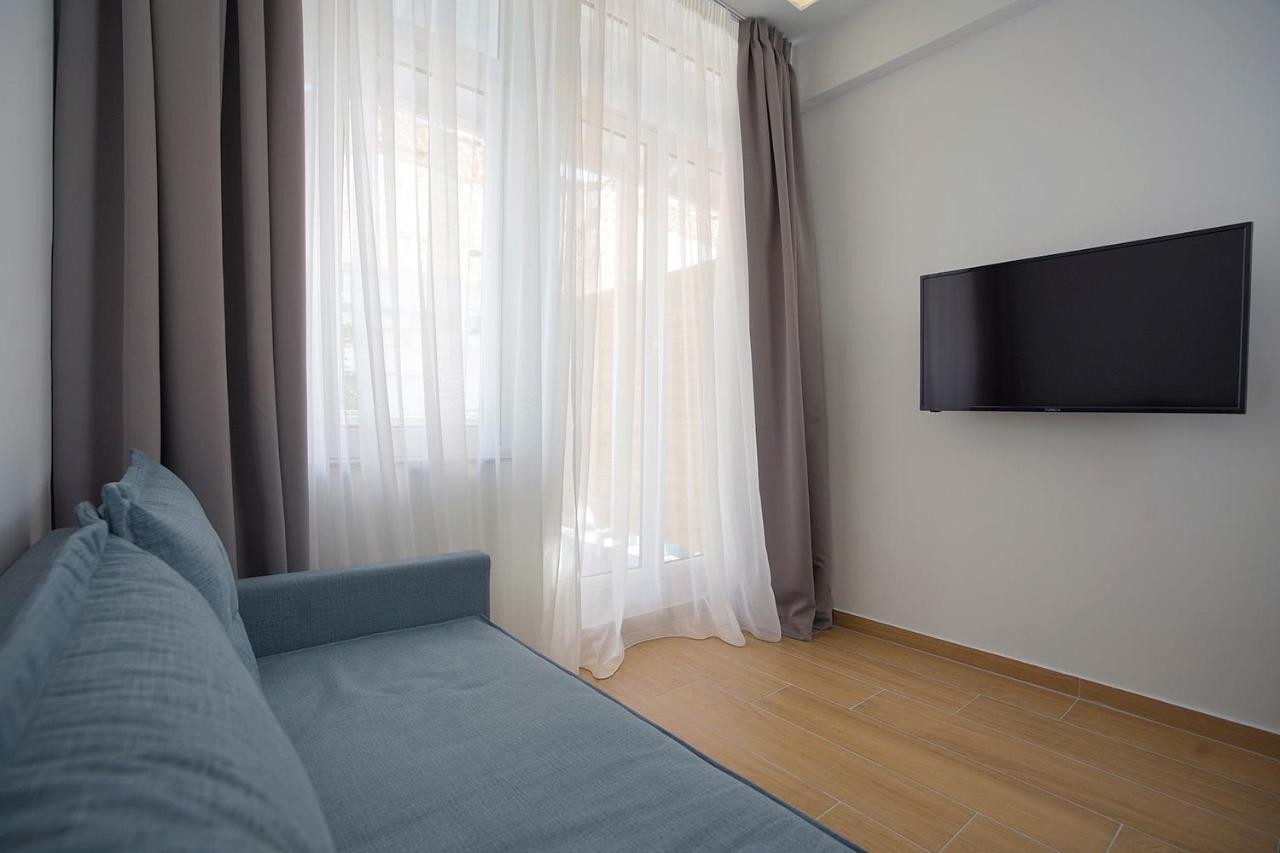 Tip - Top Suites Athena Bagian luar foto
