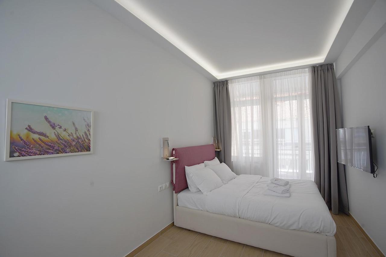 Tip - Top Suites Athena Bagian luar foto