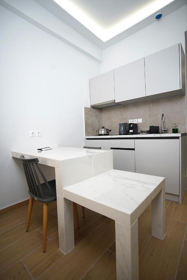 Tip - Top Suites Athena Bagian luar foto