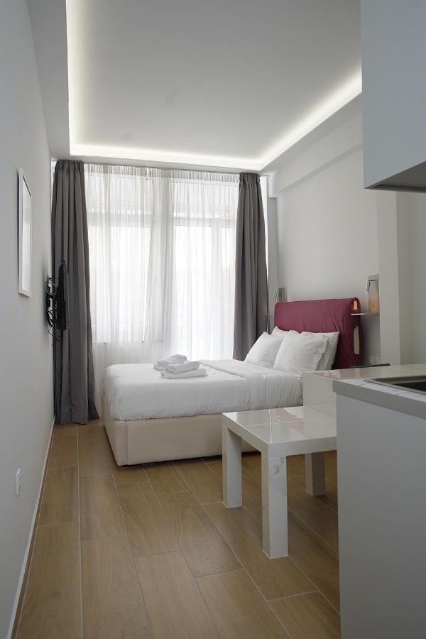 Tip - Top Suites Athena Bagian luar foto