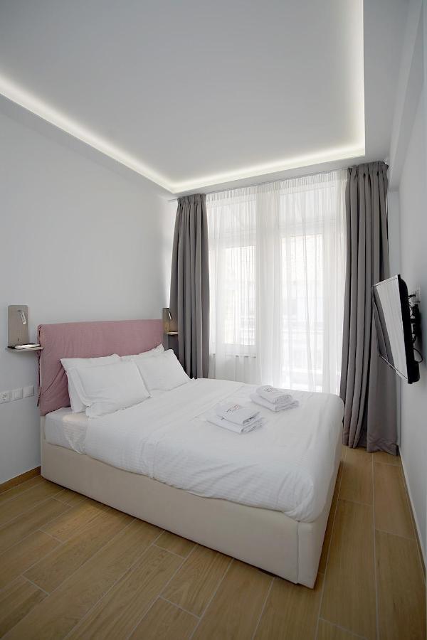 Tip - Top Suites Athena Bagian luar foto
