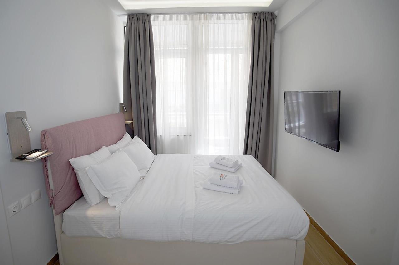 Tip - Top Suites Athena Bagian luar foto