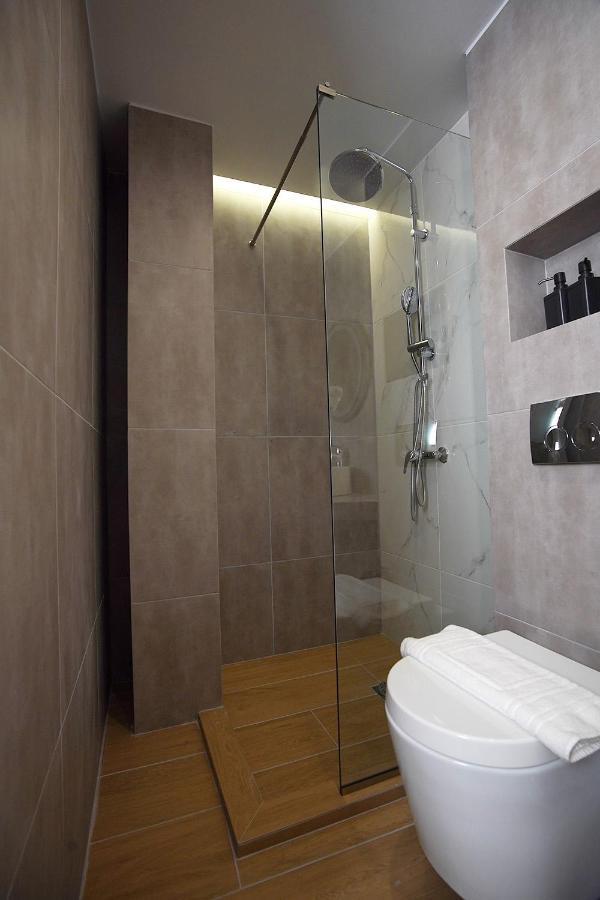Tip - Top Suites Athena Bagian luar foto