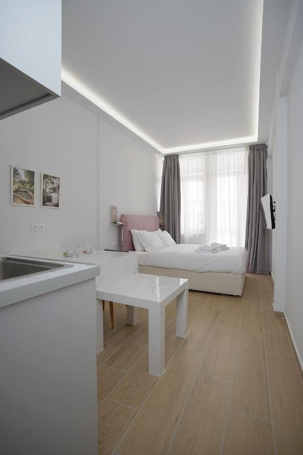 Tip - Top Suites Athena Bagian luar foto