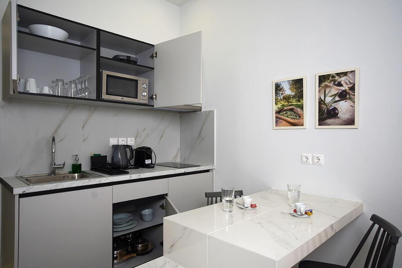 Tip - Top Suites Athena Bagian luar foto